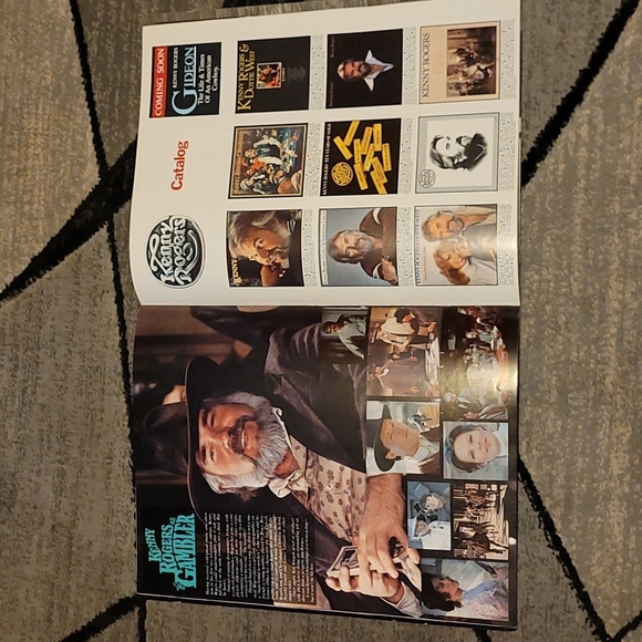 1980 Kenny Rogers tour program book Price Firm - Picture 10 of 14